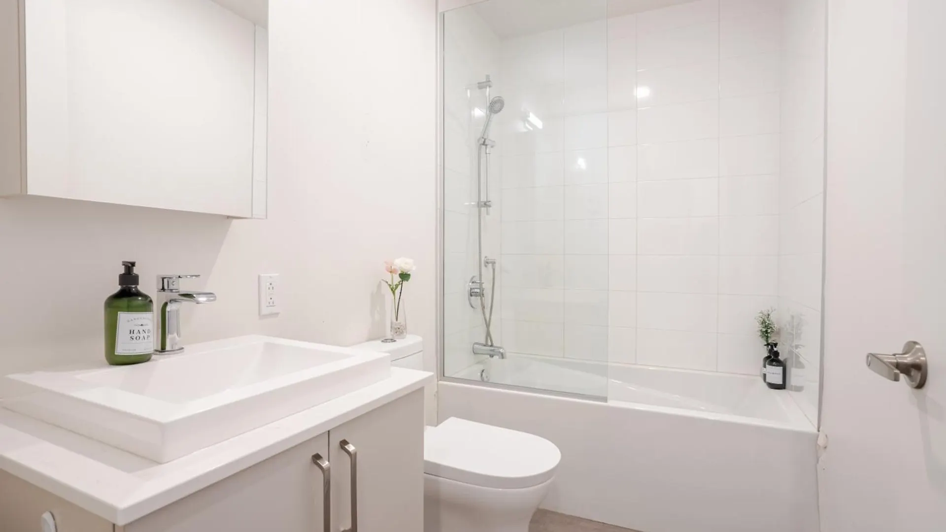 Modern 1Br In Downtown Zw1 Apartment Montreal Canada